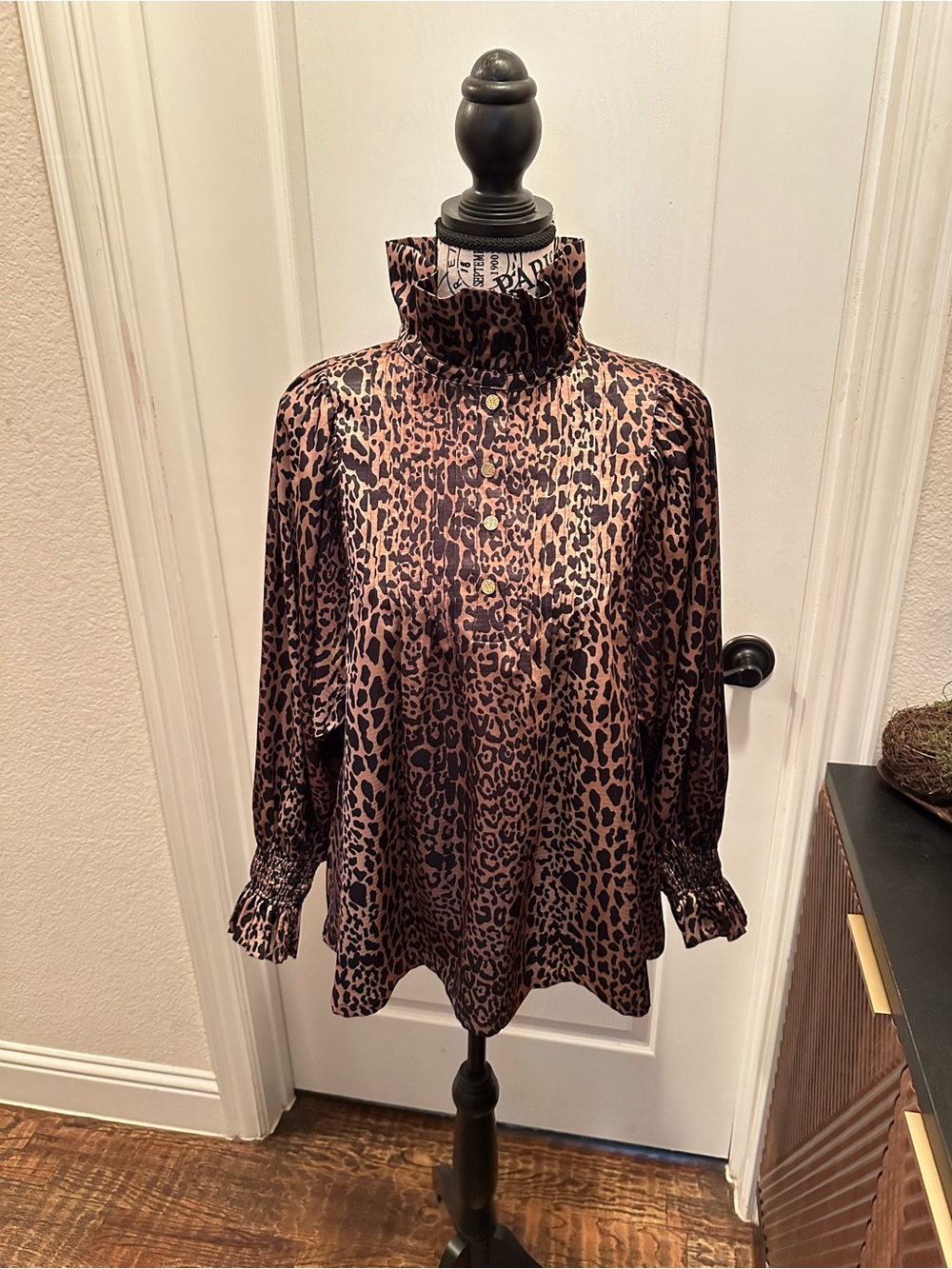 High-Neck Leopard Print Blouse in Brown